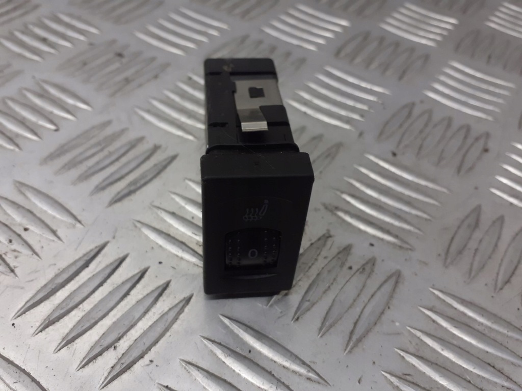 фото №1, Кнопка подогрев сиденье vw passat b5 3b0963564c