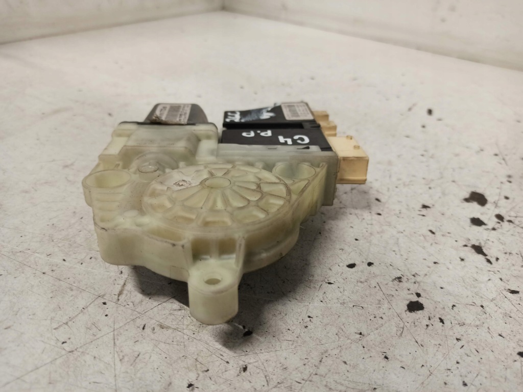 фото №7, Citroen c4 моторчик стекло правый перед 9681577380