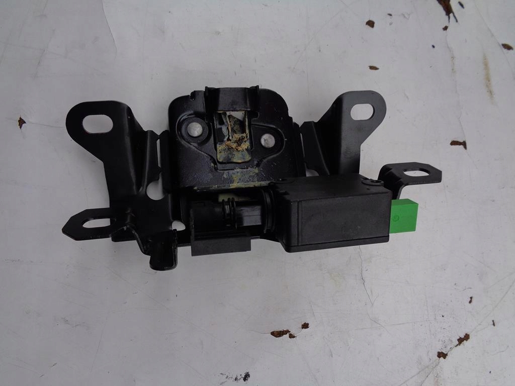 фото №1, Замок крышки задняя volvo c30