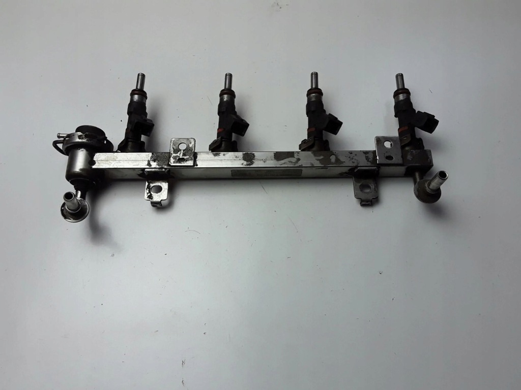 фото №1, 2010 alfa romeo giulietta форсунка 028158224