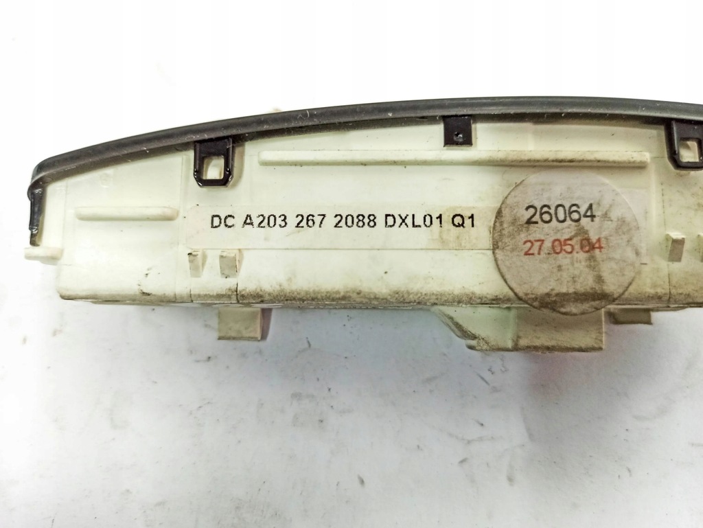 фото №13, Mercedes-benz c w203 2004 панелі керування, перемикачі