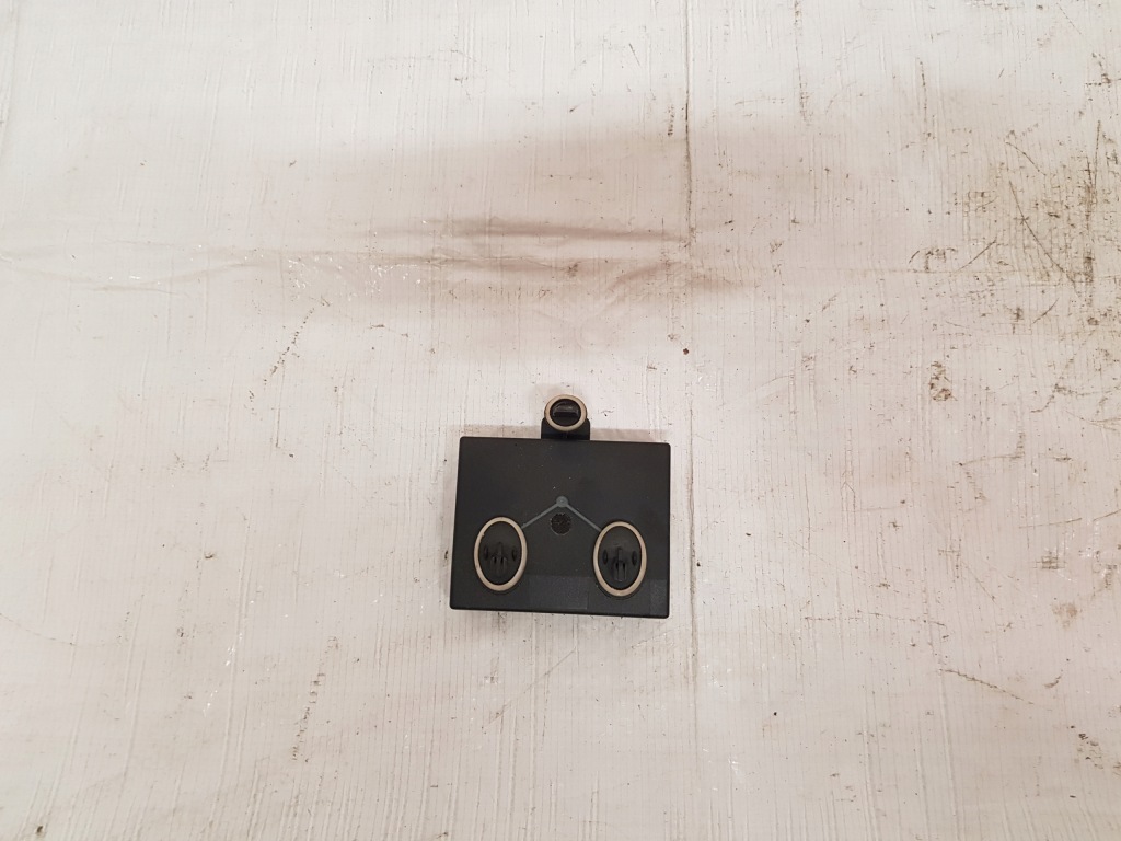 Купить Модуль дверь европа  audi a1 10-18