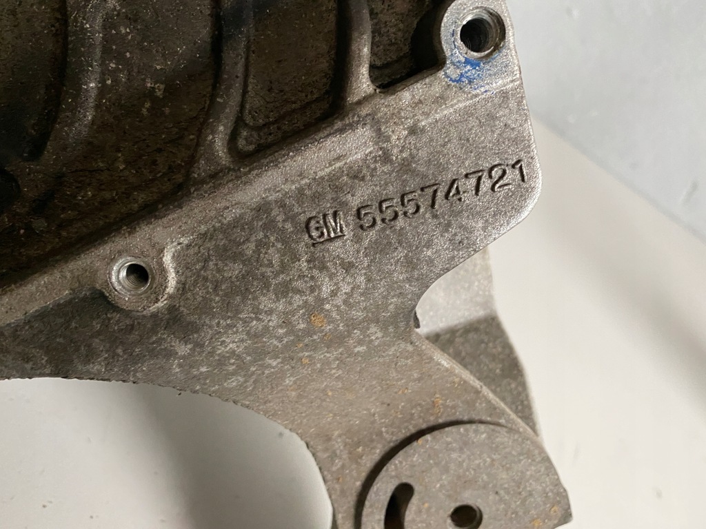 фото №4, Opel insignia 2.0 cdti кронштейн двигателя