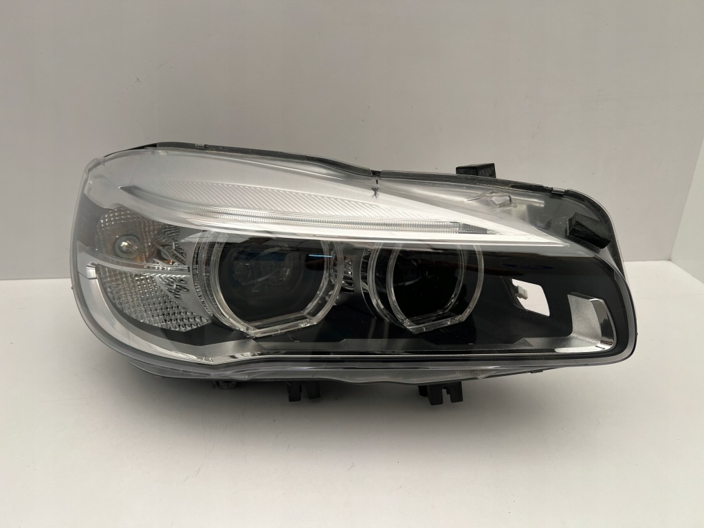 фото №1, Лампа передня права led bmw 2 f45 f46 7494856 27/06/17 2017 ładna