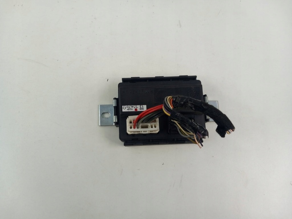 Купить Alfa romeo gt блок управления дверь перед левый 60683319