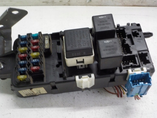 фото №1, Volvo s40 v40 корпус запобіжників