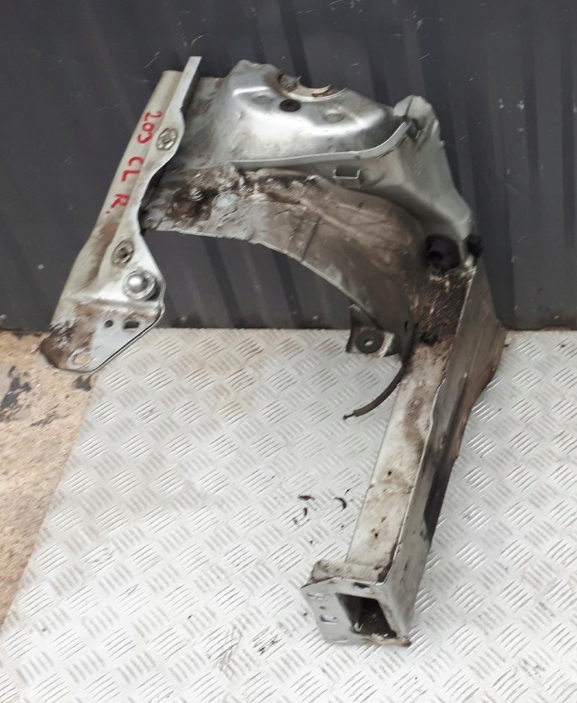 Купить Cl 203 clc лонжерон подкрылок правая  правый  перед c755 #