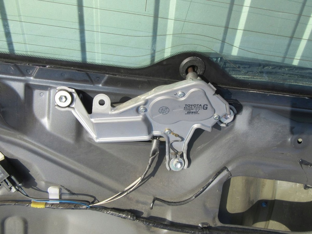 фото №14, Toyota rav4 iii 2010 кришка багажника багажника