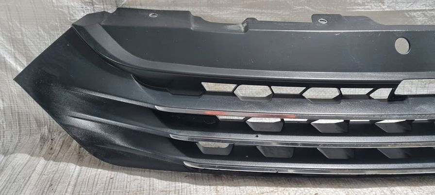 фото №5, Решётка радиатора верхний решётка радиатора iveco daily 2014^