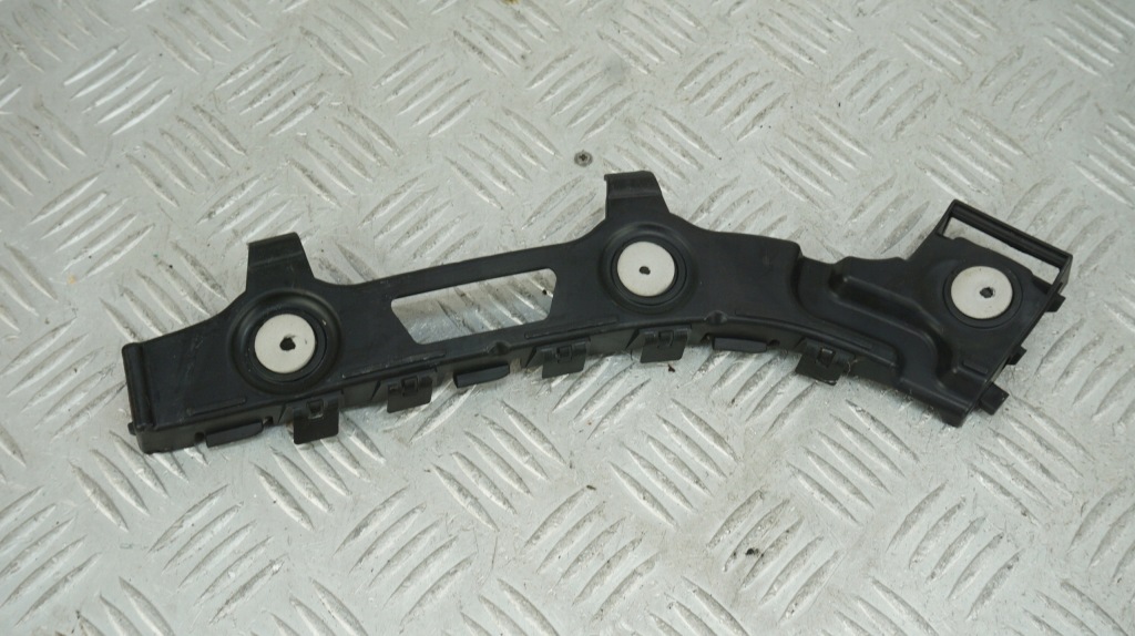 Купити Opel zafira b напрямна бампера 12125036