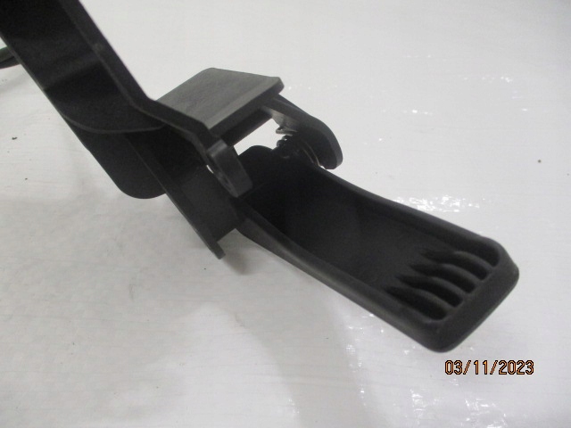 фото №6, Peugeot 308 t9 трос ручка відкривання капот