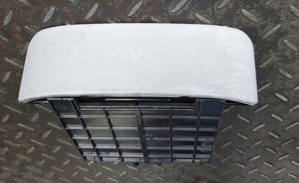 фото №1, Кронштейн na напитки kia carnival i lift