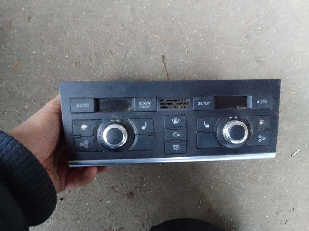 фото №1, Audi q7 4l панель кондиціонера 4l0820043l