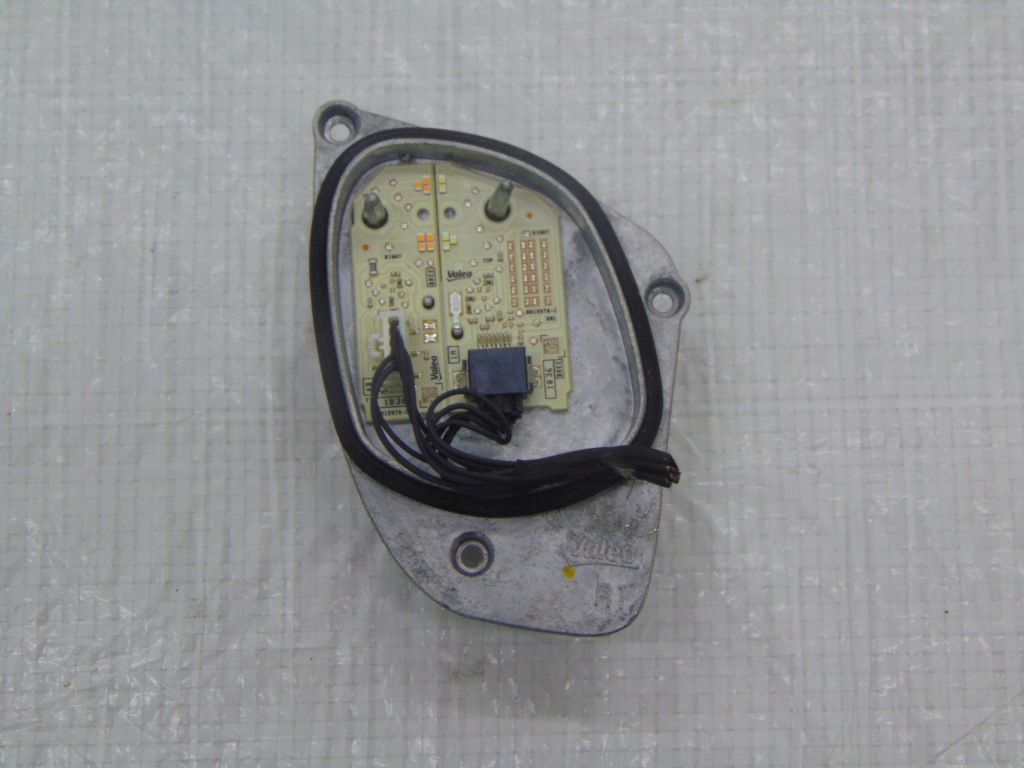 фото №3, Seat ateca преобразователь модуль led 90125310