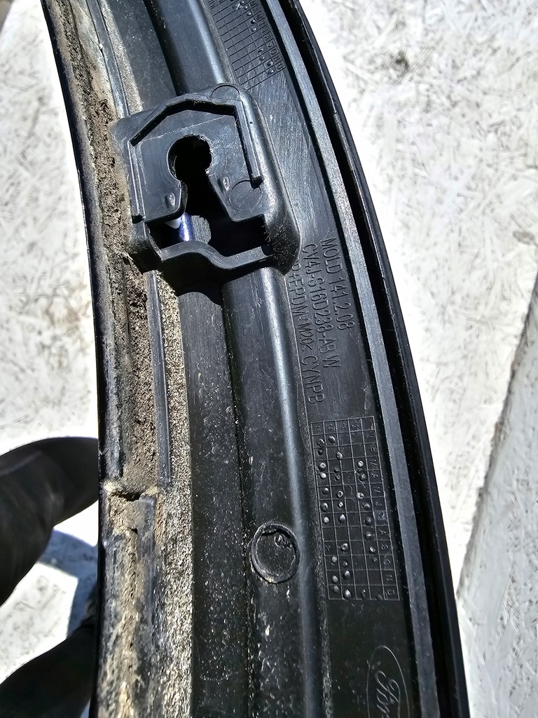 фото №6, Kuga mk2 молдинг крила st правий перед