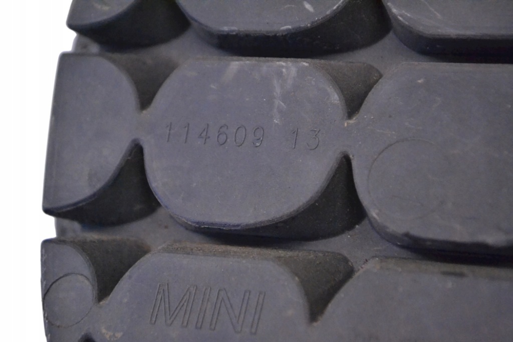 фото №5, Mini countryman r60 d 2011 rhd передний бампер нижняя решётка