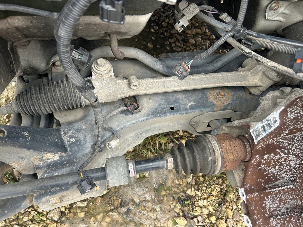 фото №1, Toyota yaris iii подрамник подрамник перед