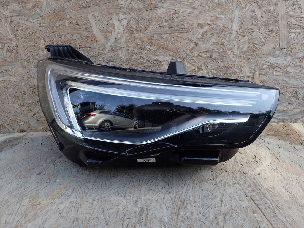 фото №1, Лампа права правий full led opel grandland x a18