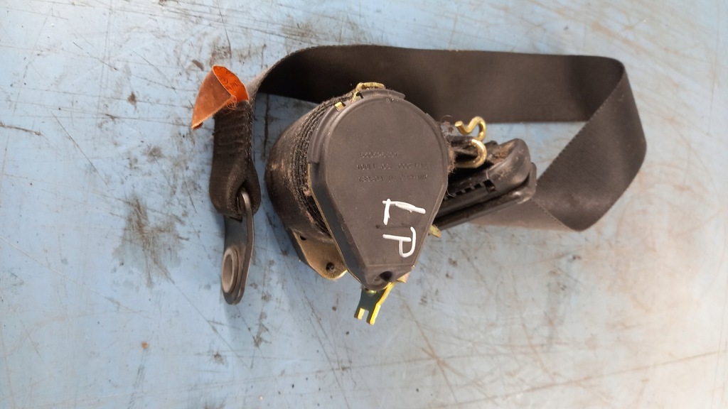 фото №1, Pas bezp. лівий перед ford focus 1.8b 98r