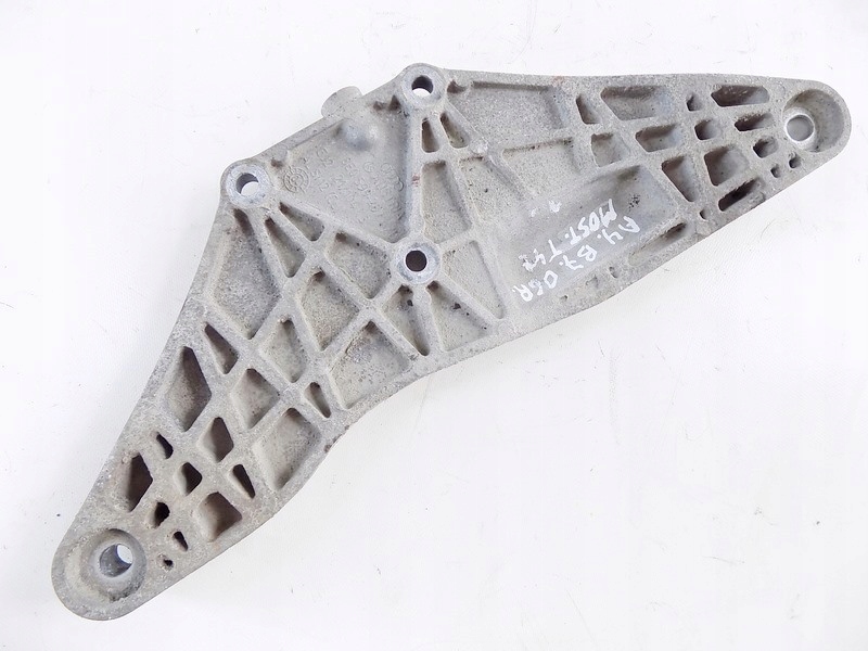 фото №1, Audi a4 b7 06r кронштейн підпора міст 2.0 tfsi