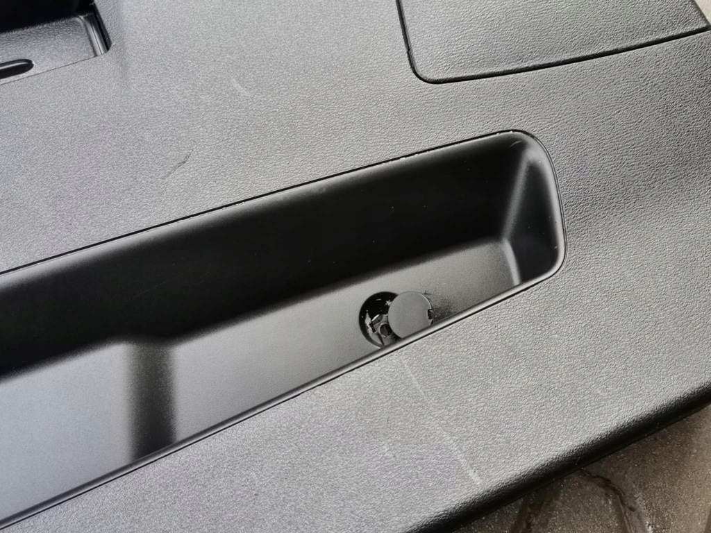 фото №6, Оббивка кришки задня bmw x1 f48 7350844