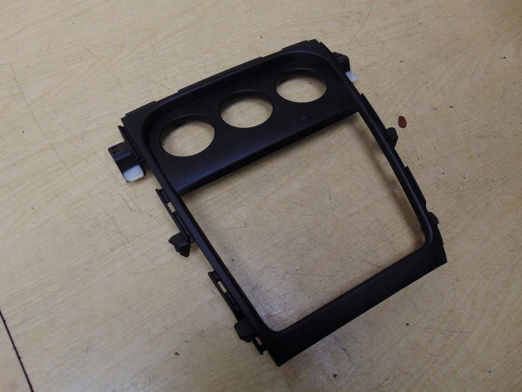 фото №6, Рамка радио консоли suzuki sx4 73824-79j1