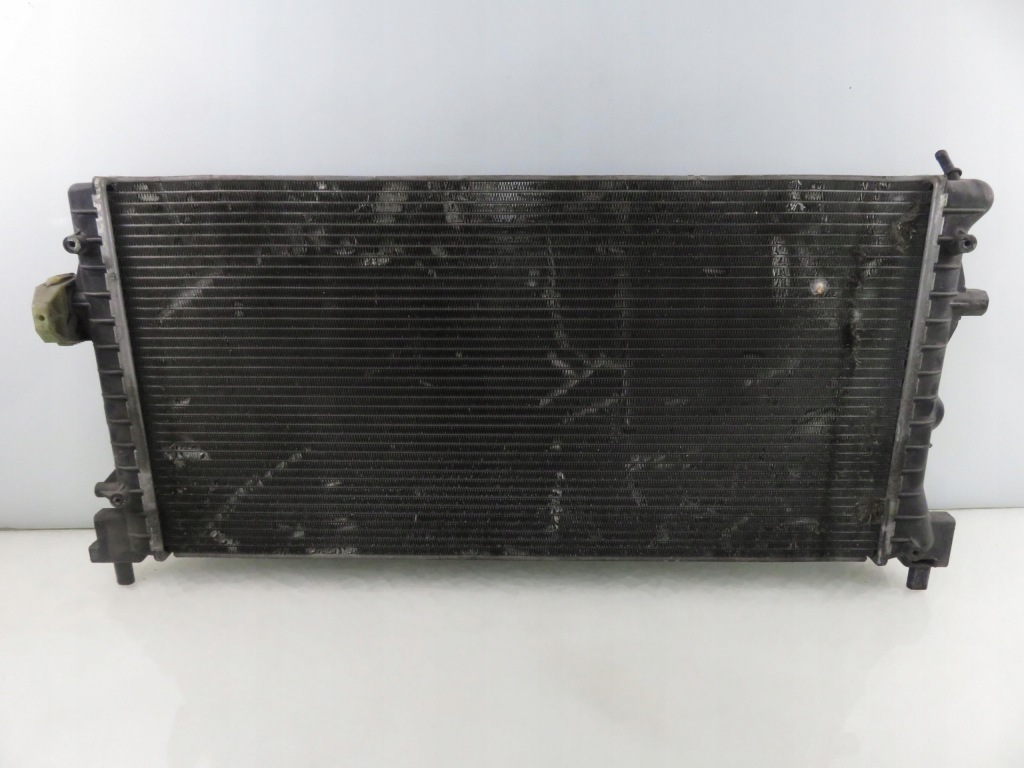 фото №5, Радиатор воды seat ibiza iv 1.6 tdi - cayb 6r0121253a