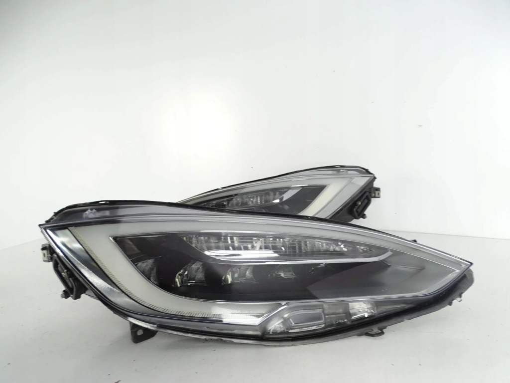 Фара перед передняя правый  tesla s рестайлинг  full led Цена