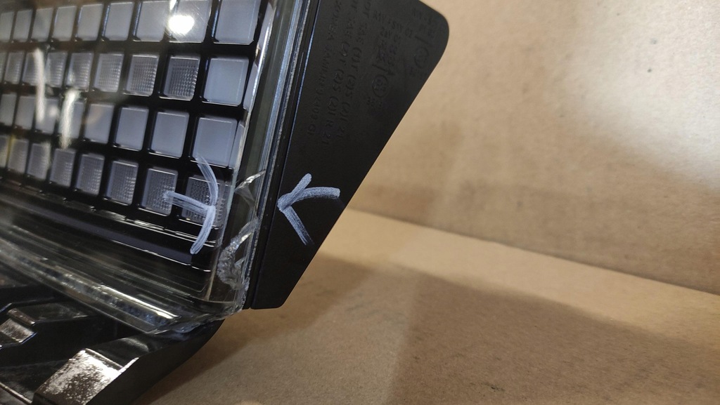 фото №5, Hyundai ioniq v молдинг накладка кришки задня