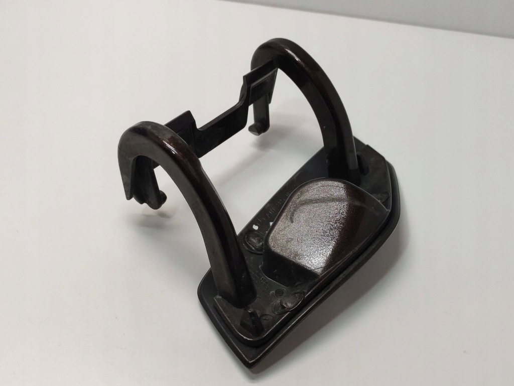 Mercedes cla w117 заглушка распылителя правый перед a1178850822 с Разборки