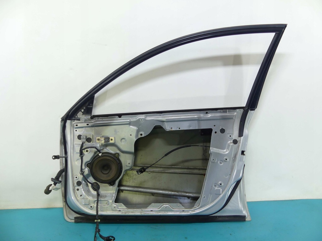 фото №11, Дверь перед правое nissan primera p12 серебристый kl0