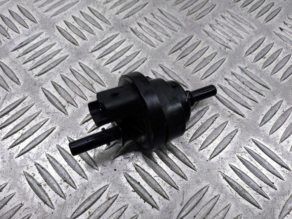 фото №1, Клапан вакуумa renault clio iii 1.2 16v 8200660852