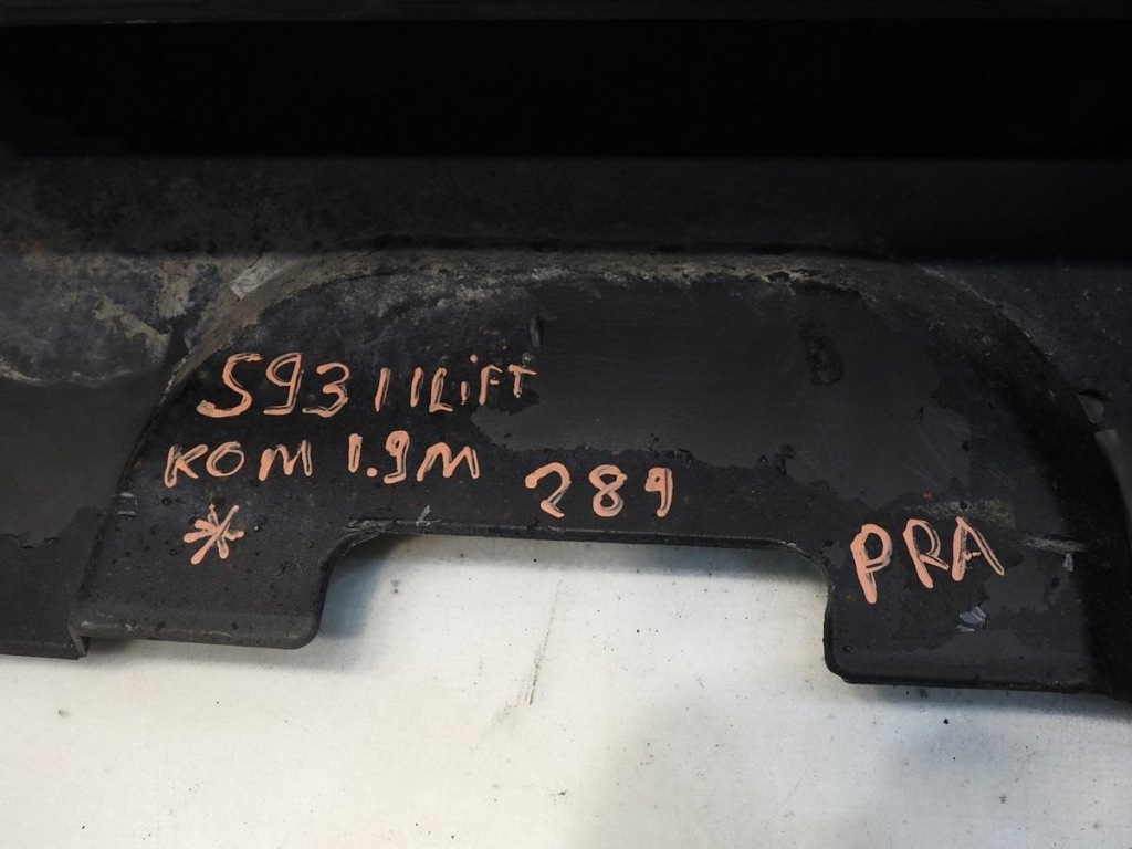 Молдинг накладка поріг права 289 saab 9-3 ii універсал в Україні