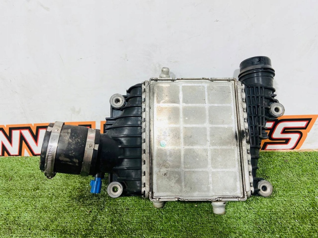 Радиатор интеркулер jaguar x761 gx73-6k775-ae Киев