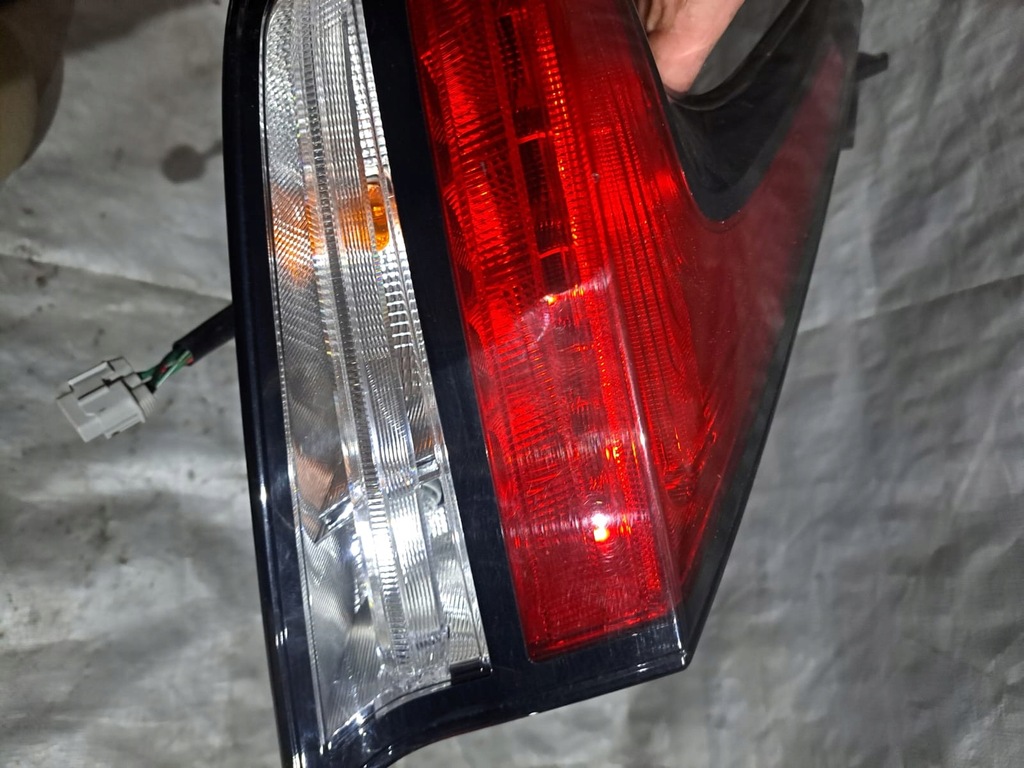 фото №12, Лампа задня nissan leaf