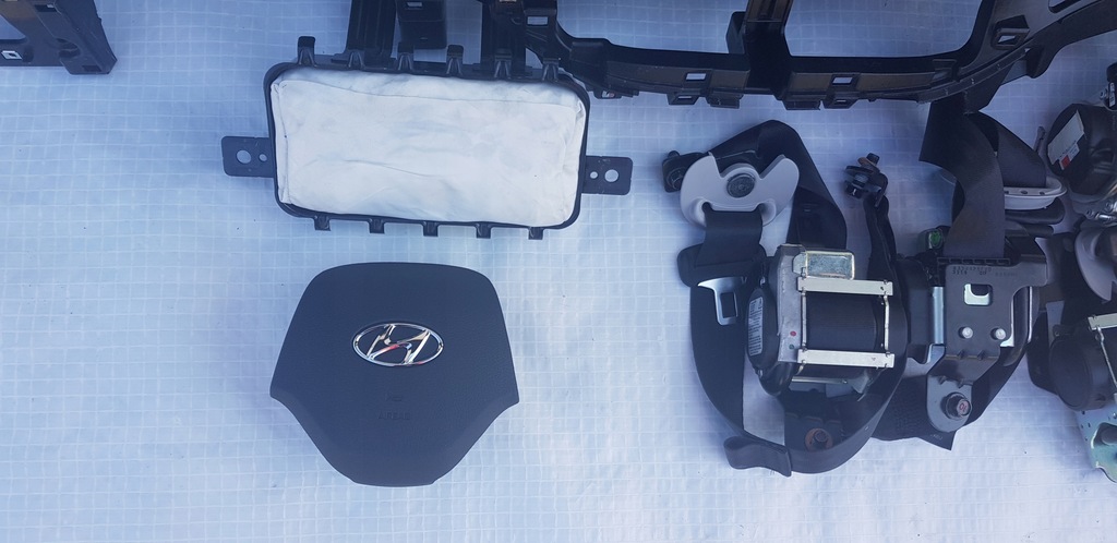 фото №4, Консоль приборная панель приборная панель подушка безопасности hyundai tucson lift