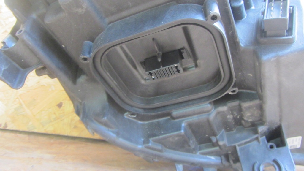 фото №12, Передня ліва лампа opel astra v k full led