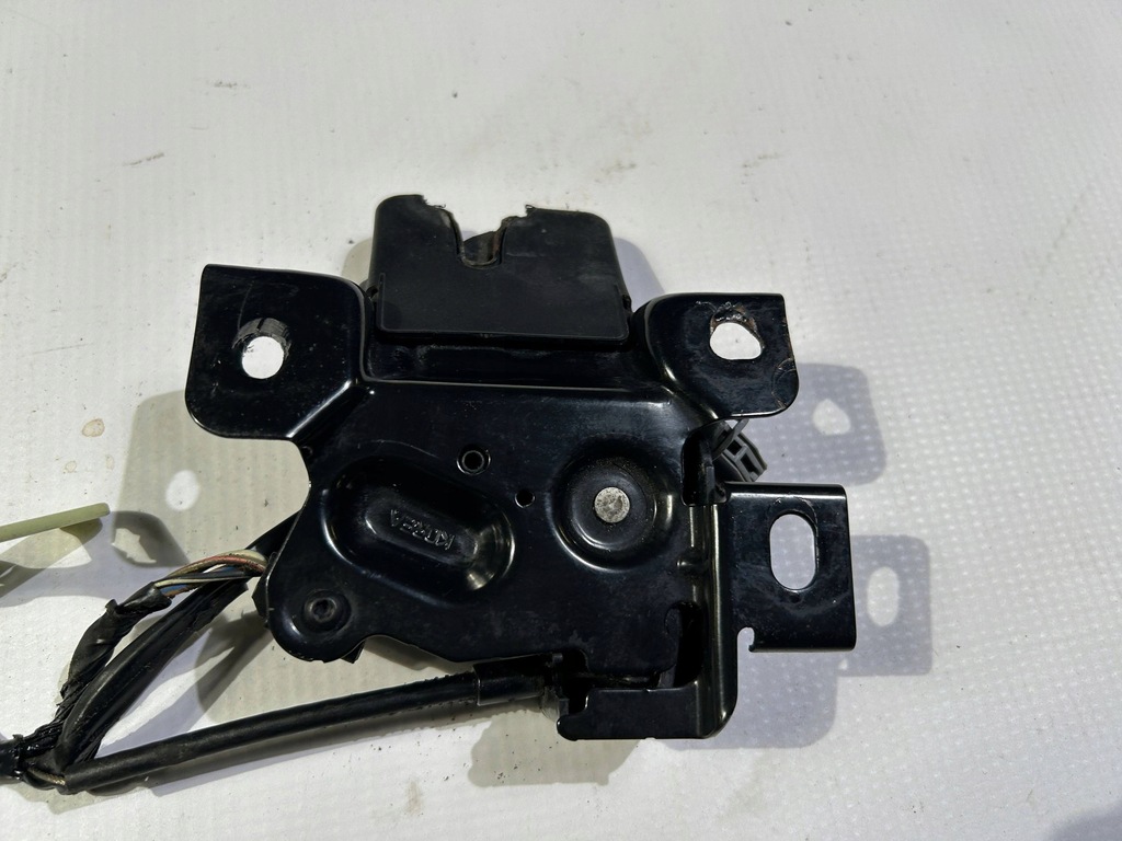 фото №6, Замок засов крышки багажника ford mustang v 2010-2014