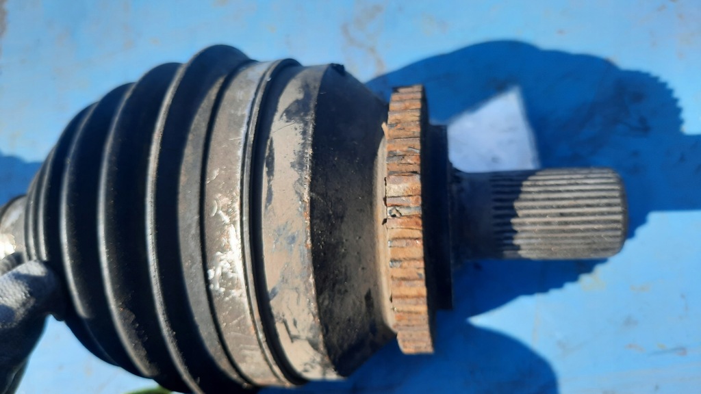 фото №4, Приводной вал правая volvo s60 v70 ii 00-04r 2.4b автоматическая коробка передач