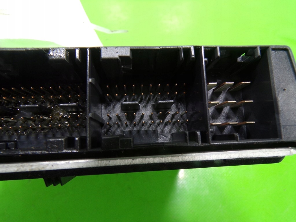 Mercedes w203 2.0 бортовой компьютер блок управления двигателя a1111533079 с Разборки