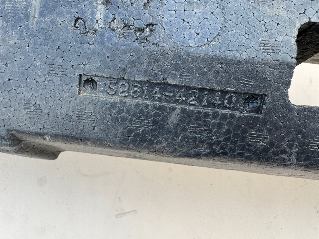 Toyota rav4 5 v 19r- абсорбер пена бампера перед передняя 52614-42140 с Разборки