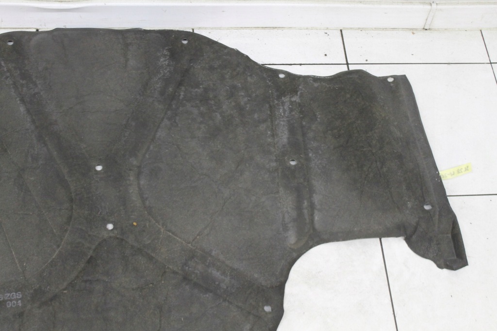 Шумоізоляція капот + кліпси mercedes clk w208 1997r- Зі Шроту