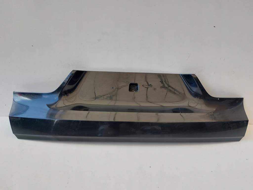 фото №1, Bmw 5 gt накладка крышки 7320713 оригинал