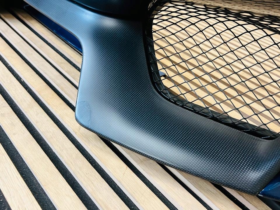 Ferrari 488 pista бампер сплиттер карбон перед Киев