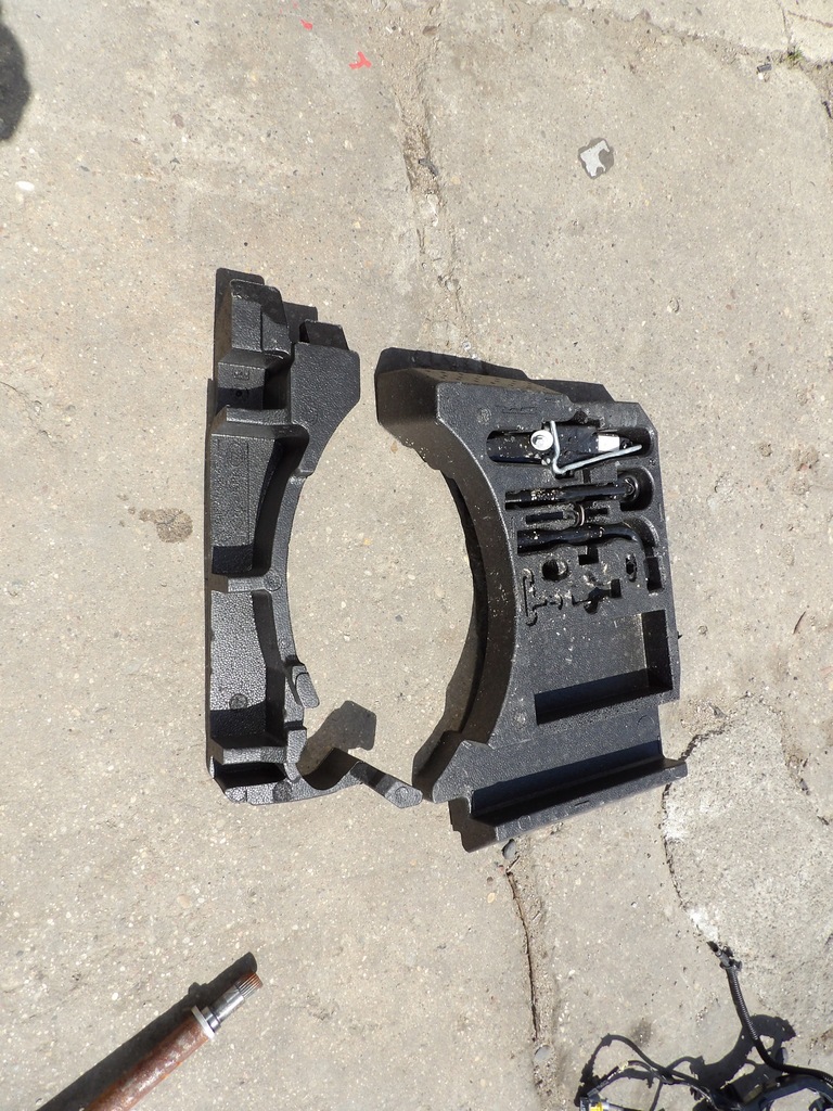 фото №1, Домкрат вкладиш колеса запасного renault clio 5 v гібрид