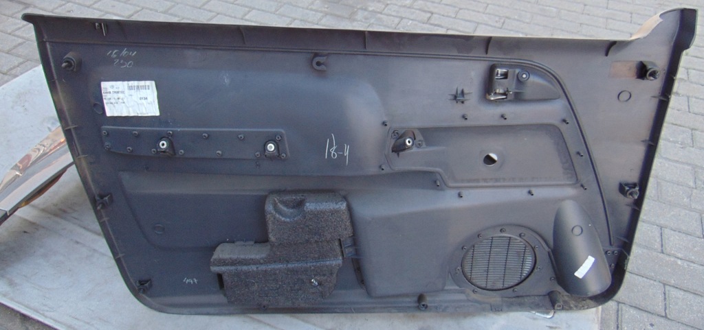 фото №16, Обшивки обшивка левый правый перед kpl vw fox 05r- eu