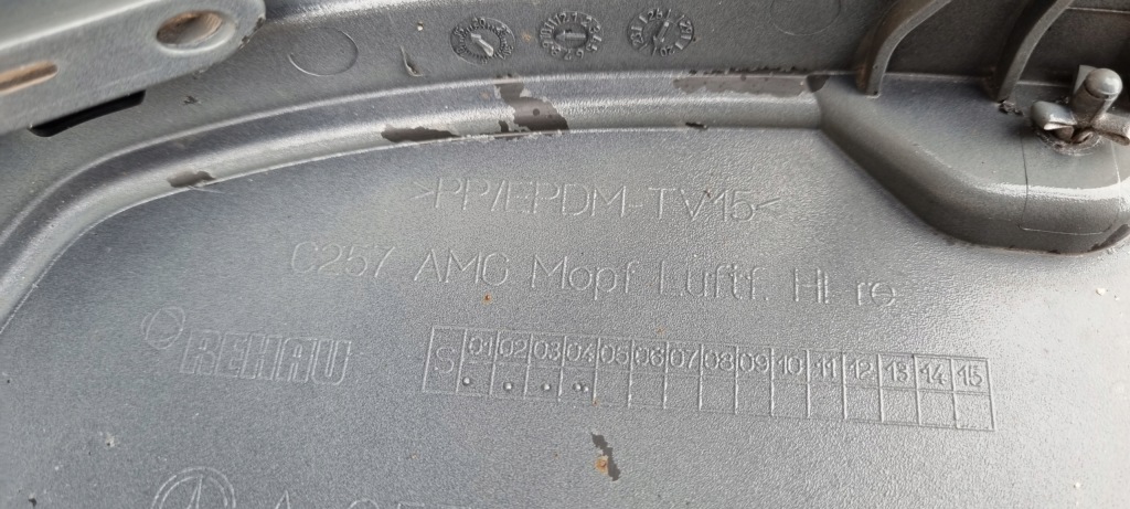 Cls 257 рестайлинг  amg 21- бампер перед оригинал a063 Недорого