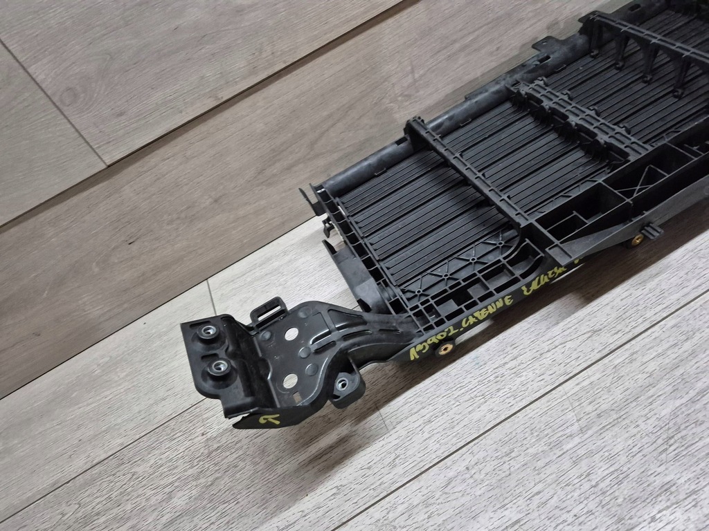 фото №11, 13902. cayenne жалюзі впуск повітря 9y0806255d