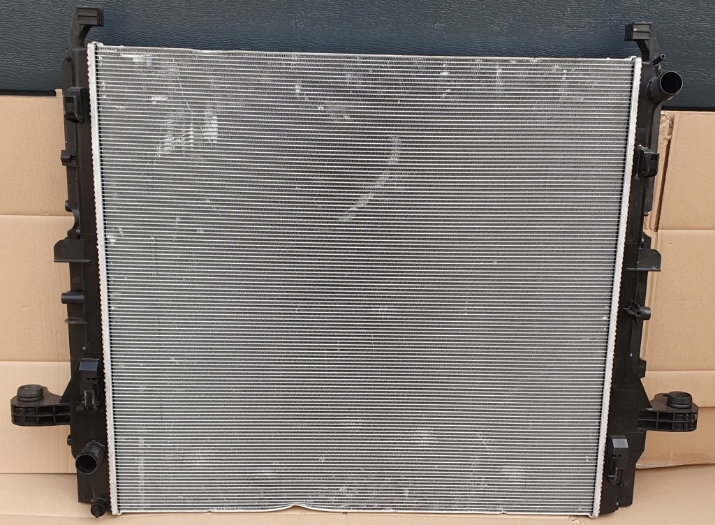 Купить Комплект радиатор renault master iv 2025r. оригинал