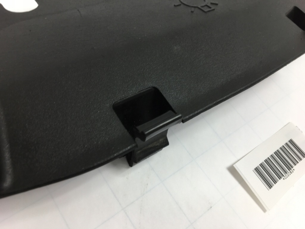 Защита заглушка лампы фара левая mercedes w140 1406280745 Недорого